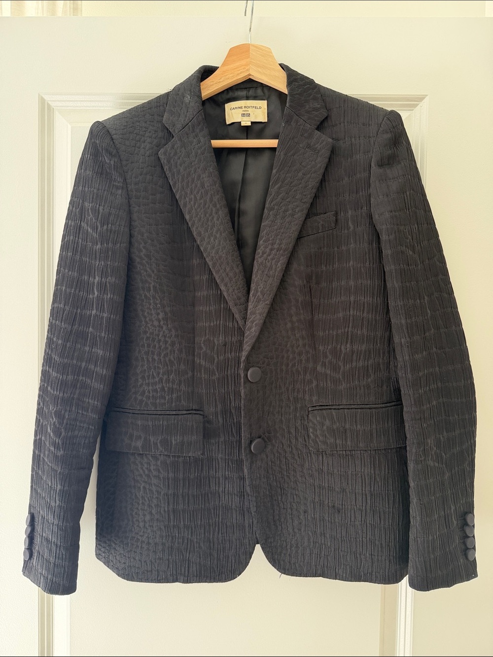 Uniqlo Black Textured Two-Button Women’s Blazer